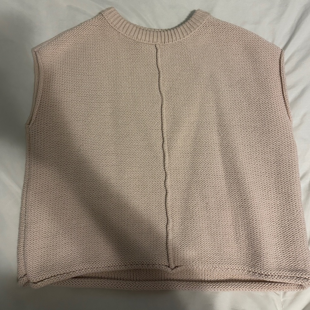 Universal Thread Sleeveless Knit Sweater - Cream